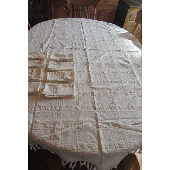 Tablecloth 8 Napkins Cream Gold & Silver Thread Holiday Christmas 60 X 56 Inches - Picture 1 of 7